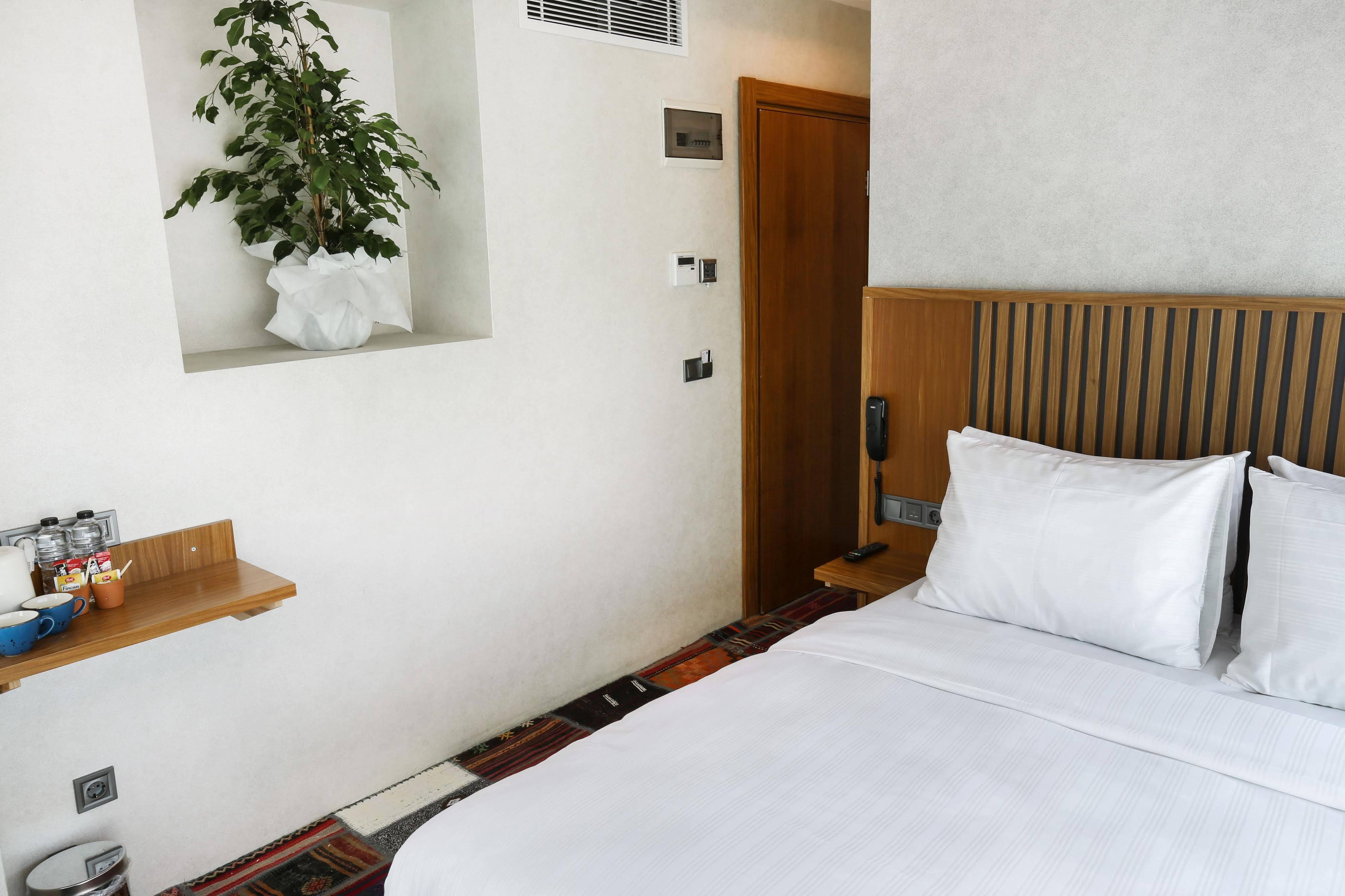 Discovery Hotel Istanboel Buitenkant foto